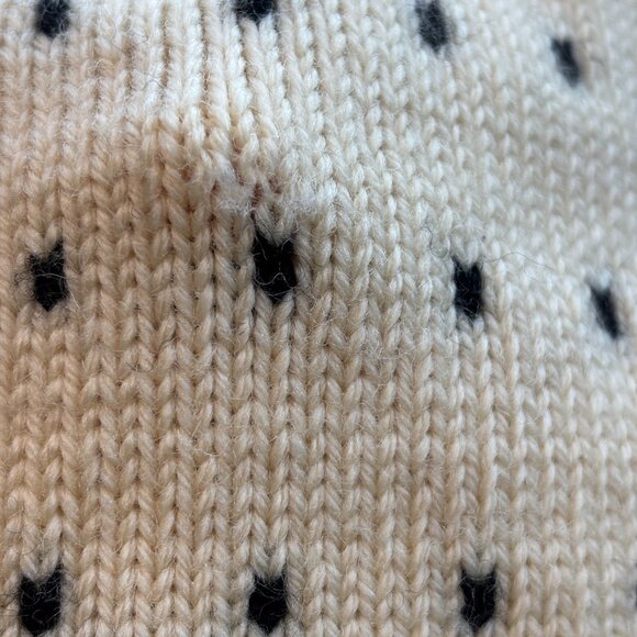 Vintage Creme +.Black Point Wool Toque - Picture 8 of 9